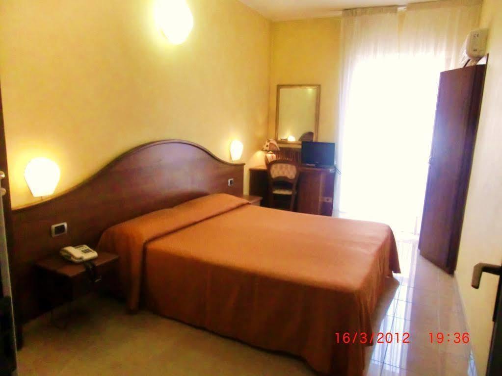 فيرونا Hotel Cavour المظهر الخارجي الصورة