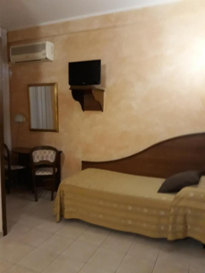 فيرونا Hotel Cavour المظهر الخارجي الصورة